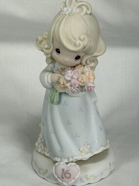 Precious Moments Growing In Grace Age 16 figurine